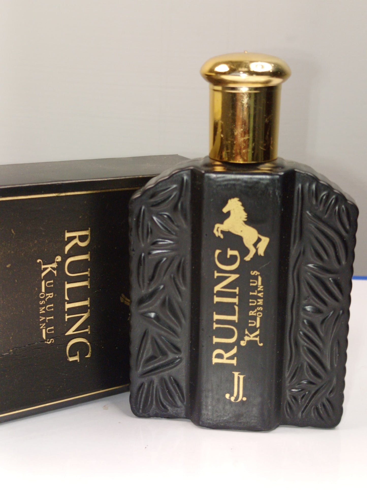 J. Rulling 100ml – A Royal, Refined Fragrance for the Modern Gentleman